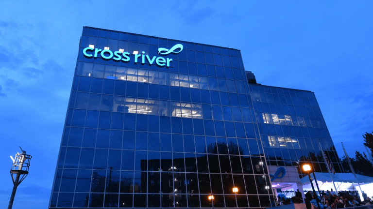 Cross River Bank intègre le stablecoin RLUSD de Ripple dans son système bancaire traditionnel